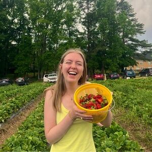 Meet your Posher, Courtney